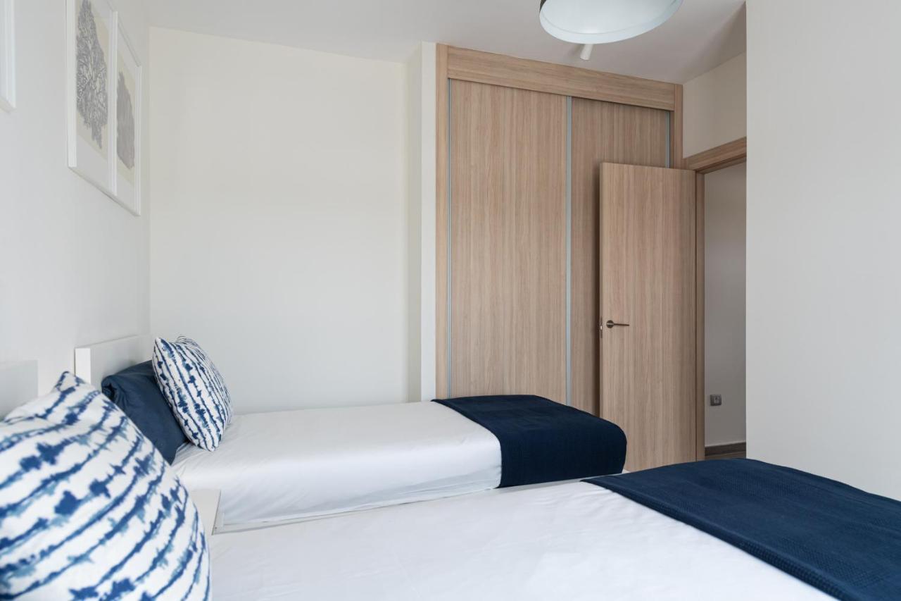 Homeforguest Flat With Large Terrace In Modern Residential Complex With Swimming Pool Калета де Фусте Екстериор снимка